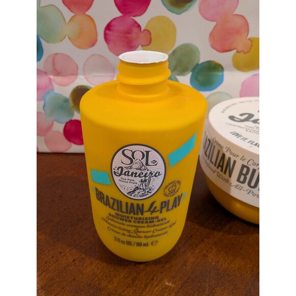 Sol de Janeiro Bum Bum Cream and 4 Play Shower Gel - Picture 3 of 7